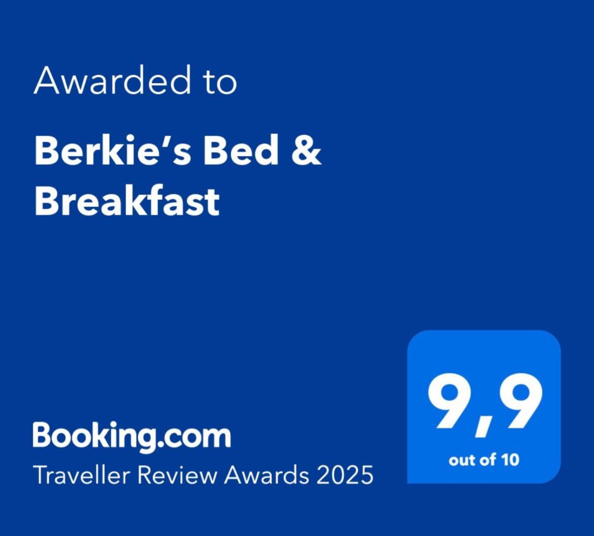 Berkie'S Bed & Breakfast Port Alberni Ngoại thất bức ảnh